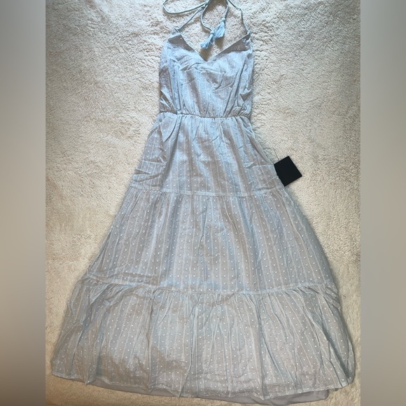 Lulus Dresses & Skirts - Lulus Light Blue Tiered Sleeveless Backless Dress with Metallic Lining